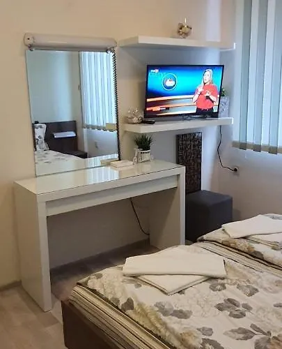Apartamento Aheloy Apartments *
