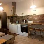 דירה Aheloy Apartments
