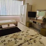 Aheloy Apartments דירה *