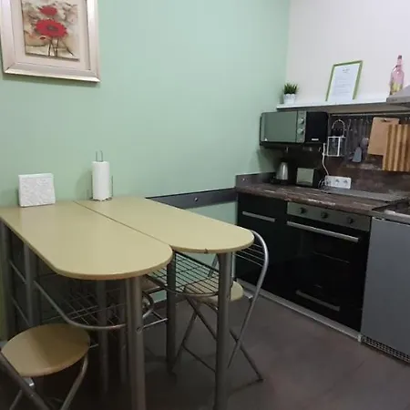 Appartamento Aheloy Apartments *