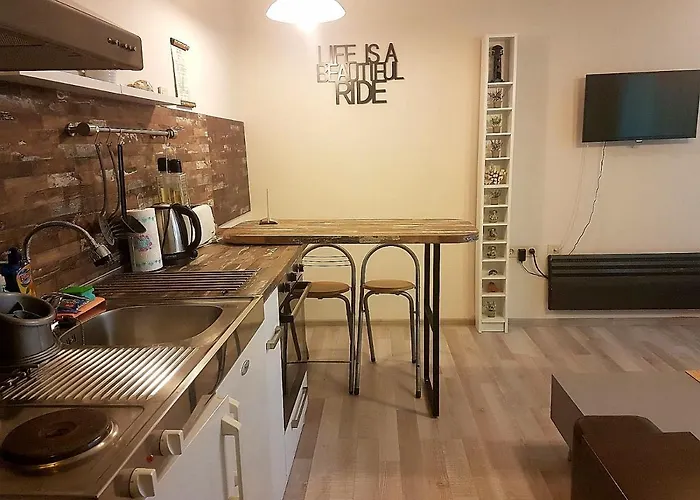 Διαμέρισμα Aheloy Apartments *